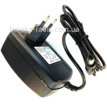 5V/3.0A (+) 5.5/2.5 model 0530